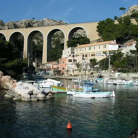 T2 A La Redonne Proche Calanques Ensues-la-Redonne